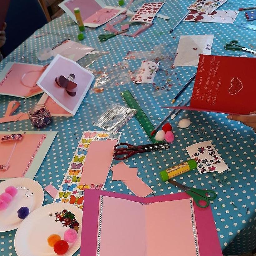 Alla hjärtasdag pyssel på bibblan